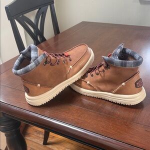 Hey Dude Tan and Cream Men's Boots